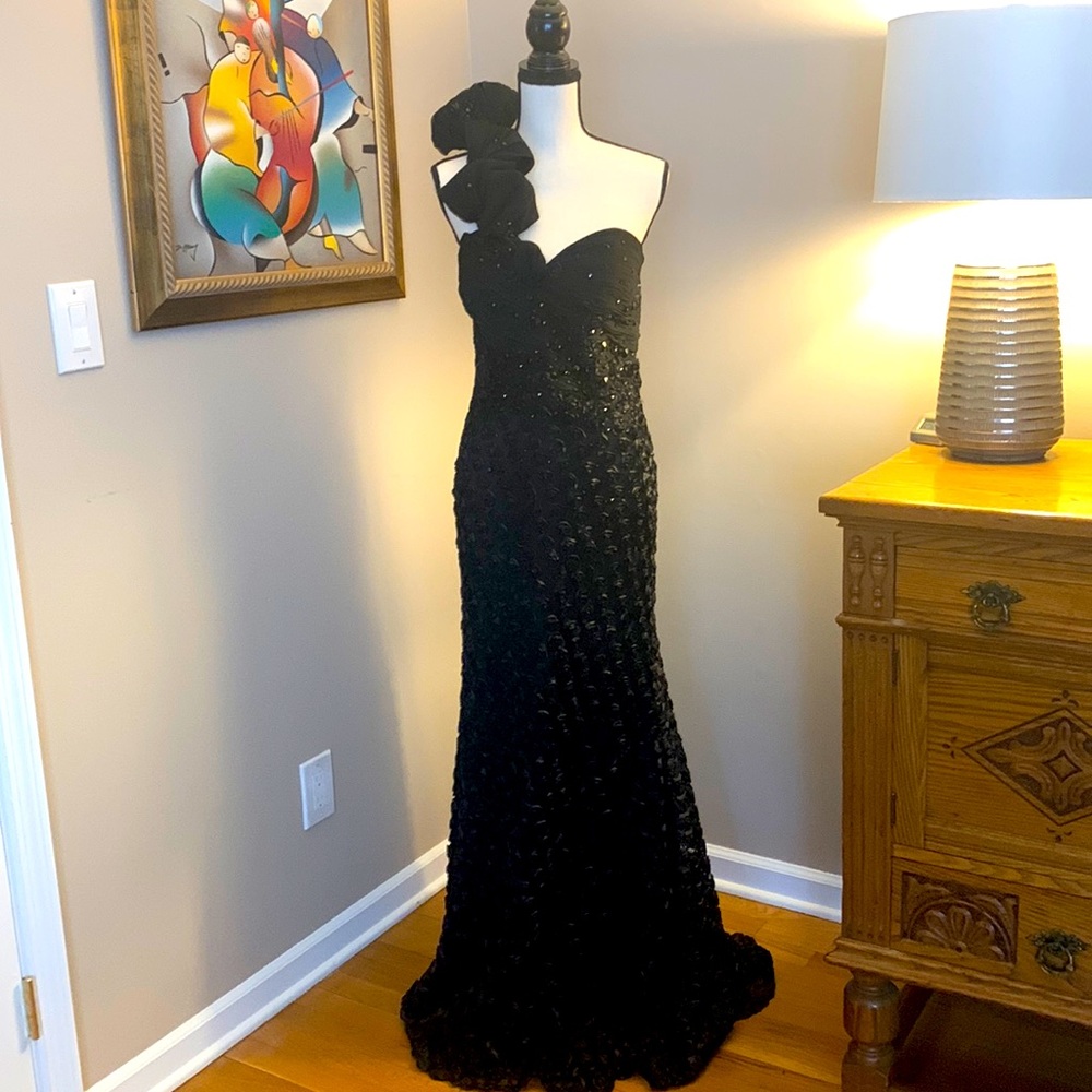 Gorgeous evening gown by Boutique montage
